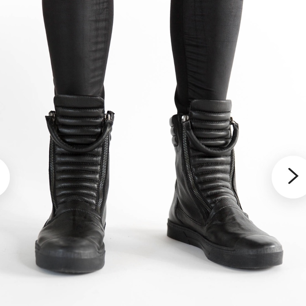 Marcellamoda sneaker boots